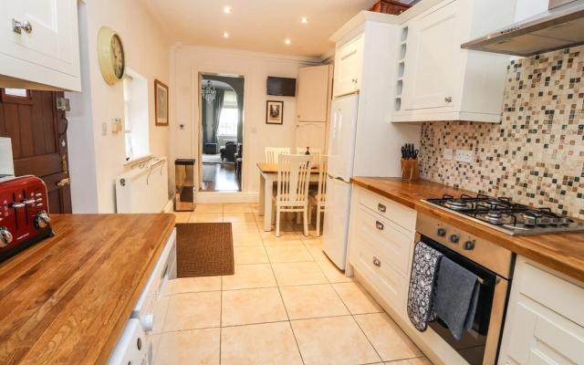 12 Deva Terrace