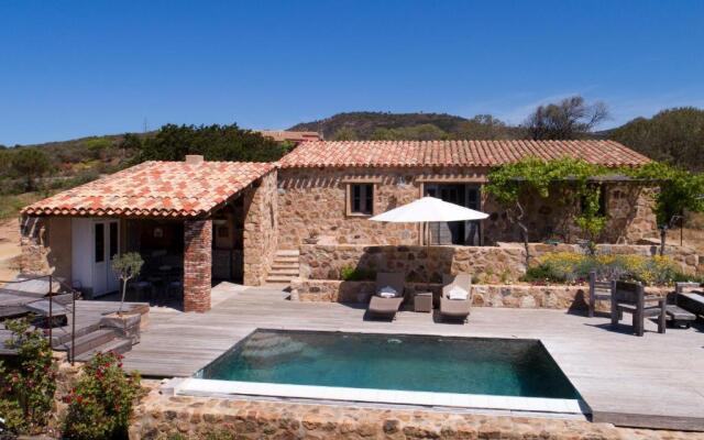 Les Bergeries D'arone