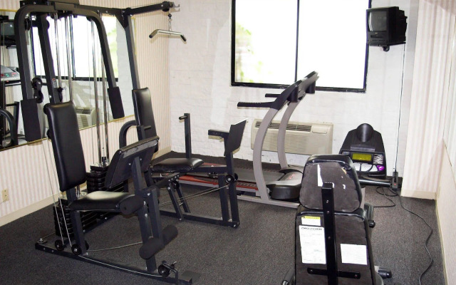 Quality Inn & Suites Fairview