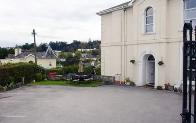 Tor Park Holiday Flatlets