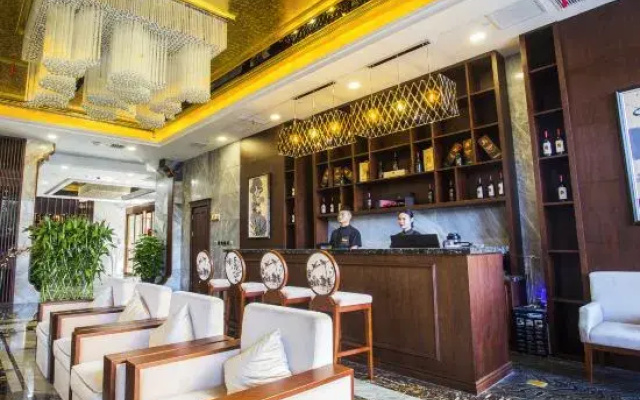 Huamei Party's Conflux Hotel