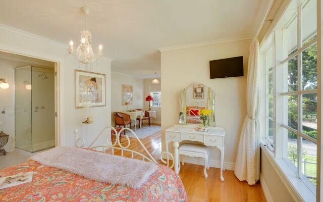 The Heart of Emerald Bed & Breakfast
