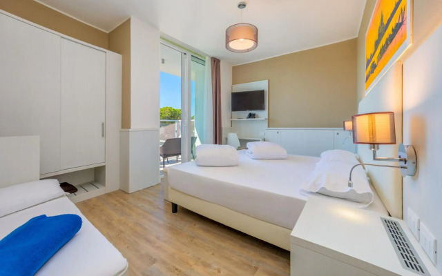 Marina Palace Hotel