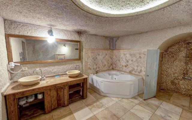 Dervish Cave Suites