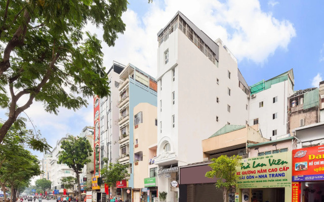 Dragon Palace II Hotel