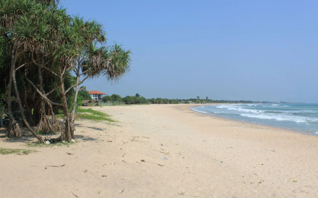 Blissbay Resort