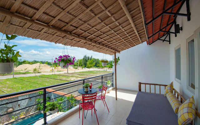 Yellow Daisy Villa