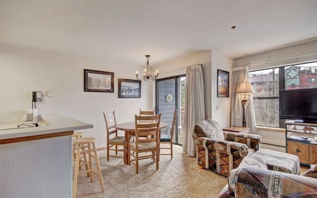 River Mtn Lodge W219