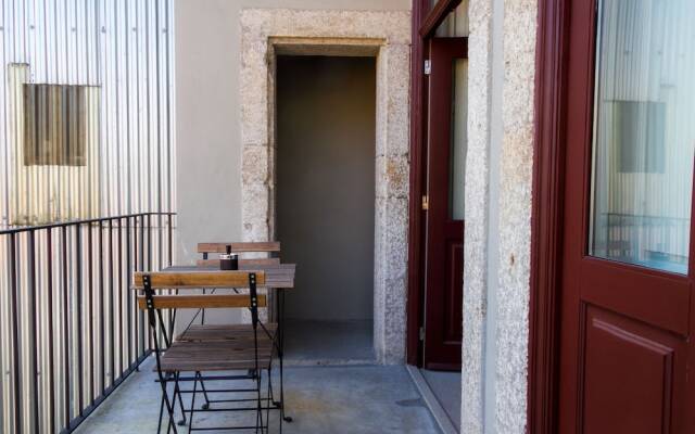 Liiiving - Historic Clérigos Studio - 2B
