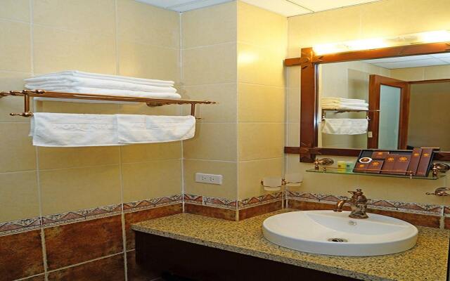 Hoa Binh Hotel
