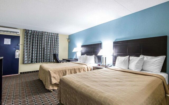 OYO Hotel Knoxville TN Cedar Bluff I-40