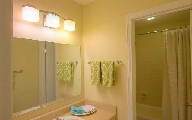Teddy Bear - 2 Br Townhouse