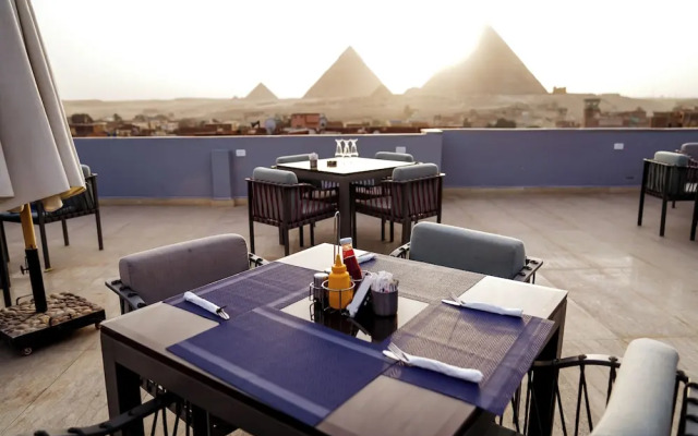 Pyramids Hotel