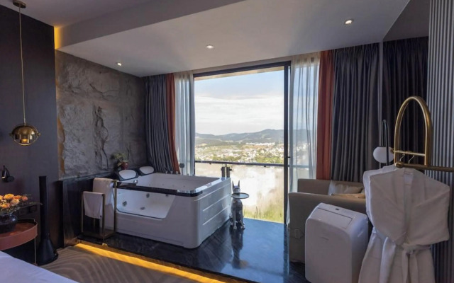 New Century Dalat Hotel