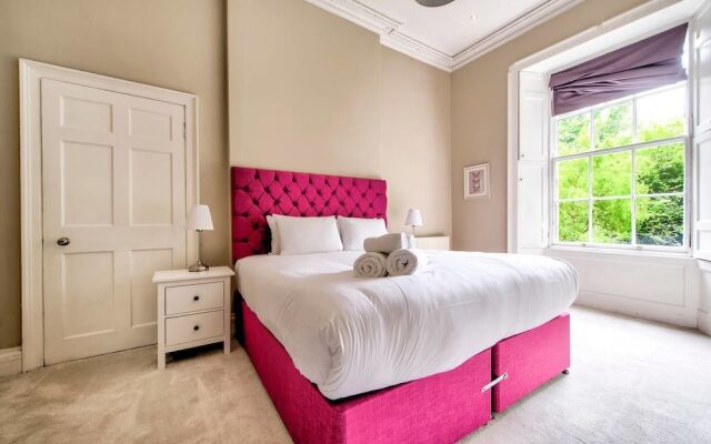 City Centre Georgian Maindoor 2Bed 2Bath Apartment