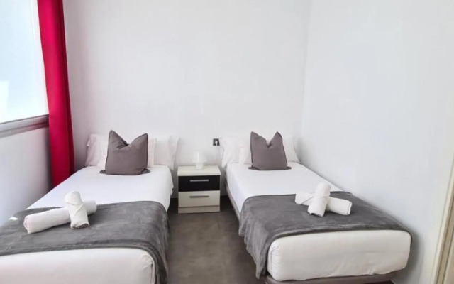 Apartment La Cruz 8 SilHouse