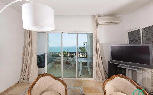 The Perfect View 2bds apt in Heart of Marsa Plage
