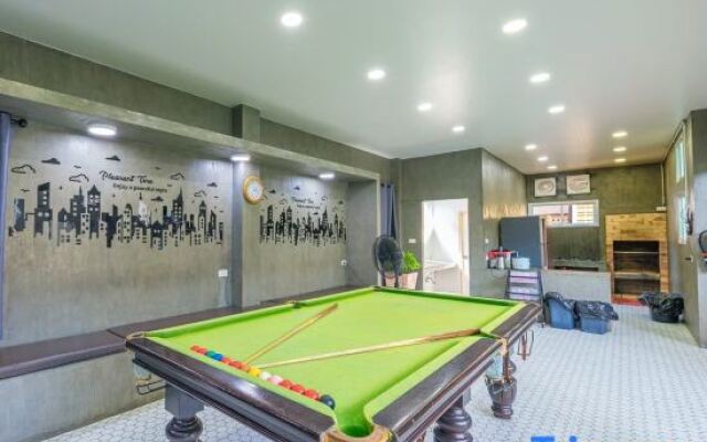 Glass House B4 Pool Villa