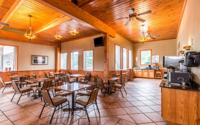 Quaint Inn & Suites