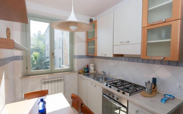 Appartamento con terrazza sul mare