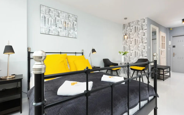 Studio Warsaw Bagno by Renters