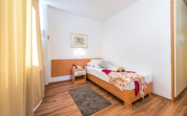 Adriatic Hotel