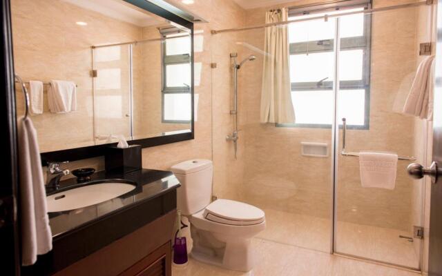 Diamond Westlake Suites