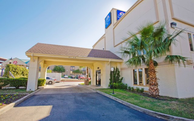 Americas Best Value Inn Austin University