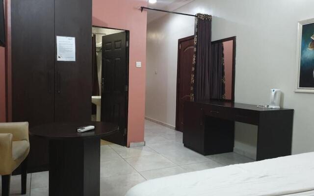 Meritz Hotels & Suites