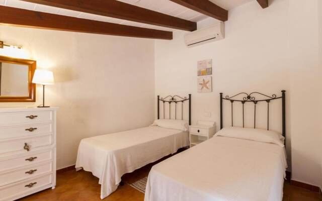 Villa - 4 Bedrooms with Pool and WiFi - 103163