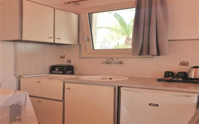 Beautiful and Spacious Room Near Cretan Sea
