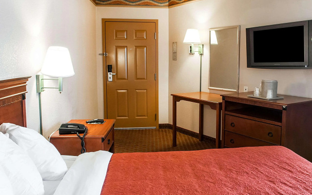 Quality Inn & Suites Las Cruces - University Area