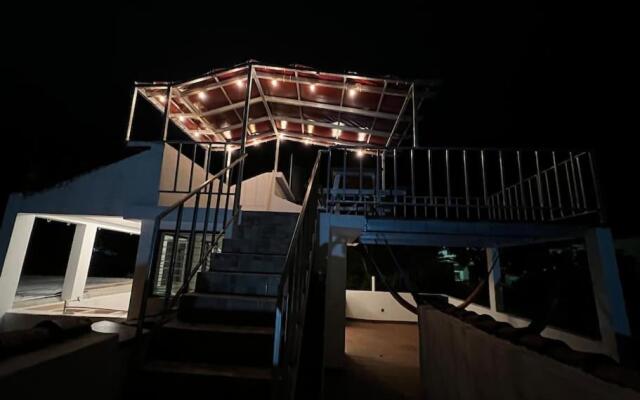 Jesús y María House