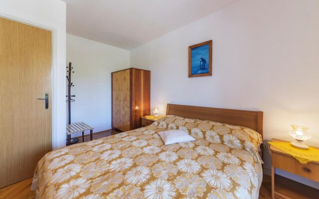 Awesome apartment in Rovinj w/ 3 Bedrooms