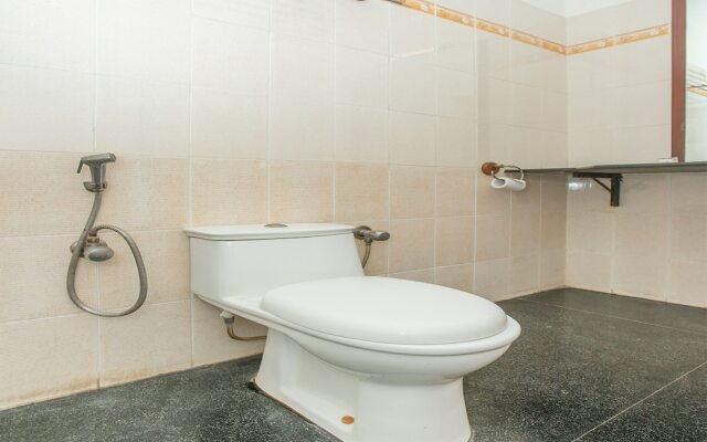 OYO 3242 Hotel Status Executive Room's