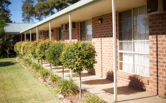 Balranald Colony Inn Motel