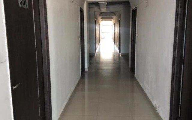 Oyo 47457 Hotel Amber Palace