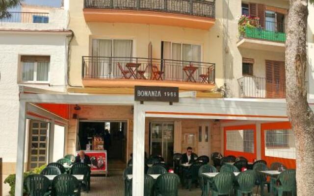 Hostal Bonanza