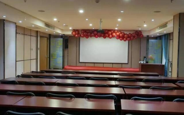 GEM Hotel Xi'an Chang'an District Fengqiyuan Metro Station