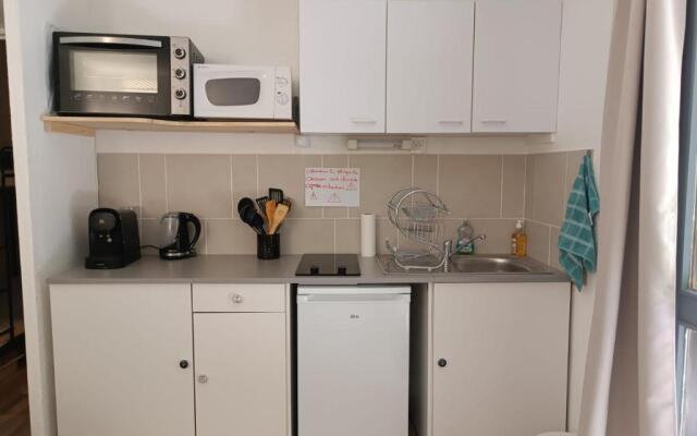 Charmant Studio Avec Balcon, 1 Piece, 4 Personnes