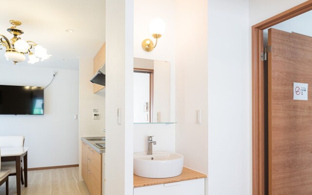 323Nanba-Near the station