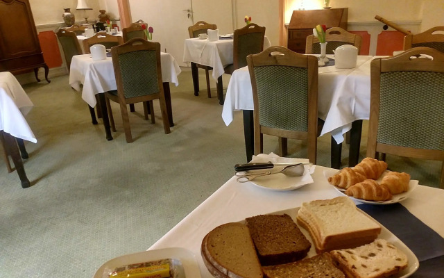 Schloss Hotel Benrath