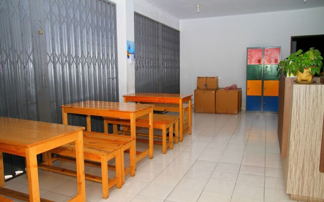 Hotel Syariah Mama Kutajaya Pasar Kemis