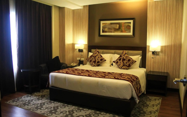 Brentwood Suites