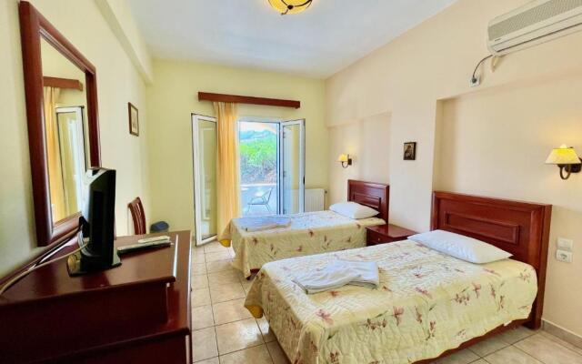 Venardos Hotel