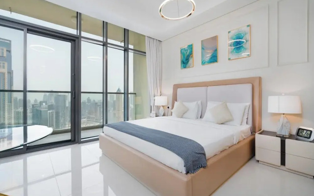 Lux BnB Aykon City I Skyline Canal Views