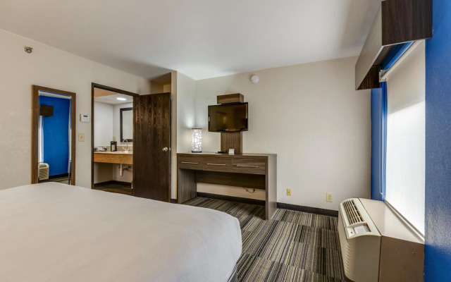 The Alexis Inn & Suites - Nashville Airport