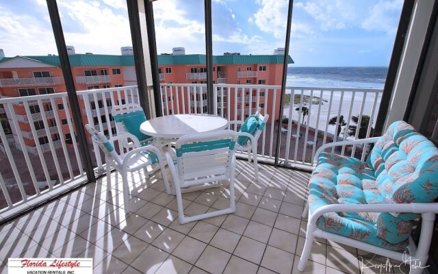 Beach Palms 502