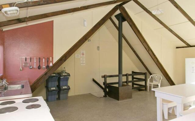 Howards Lodge