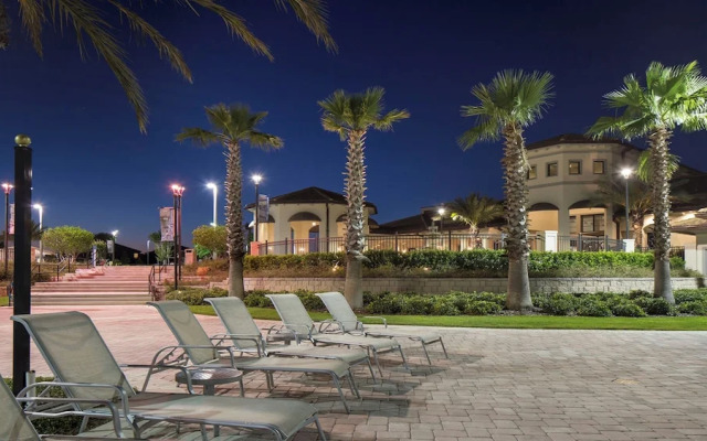 Opulent Retreat With Pool & Fast Wifi Near Disney